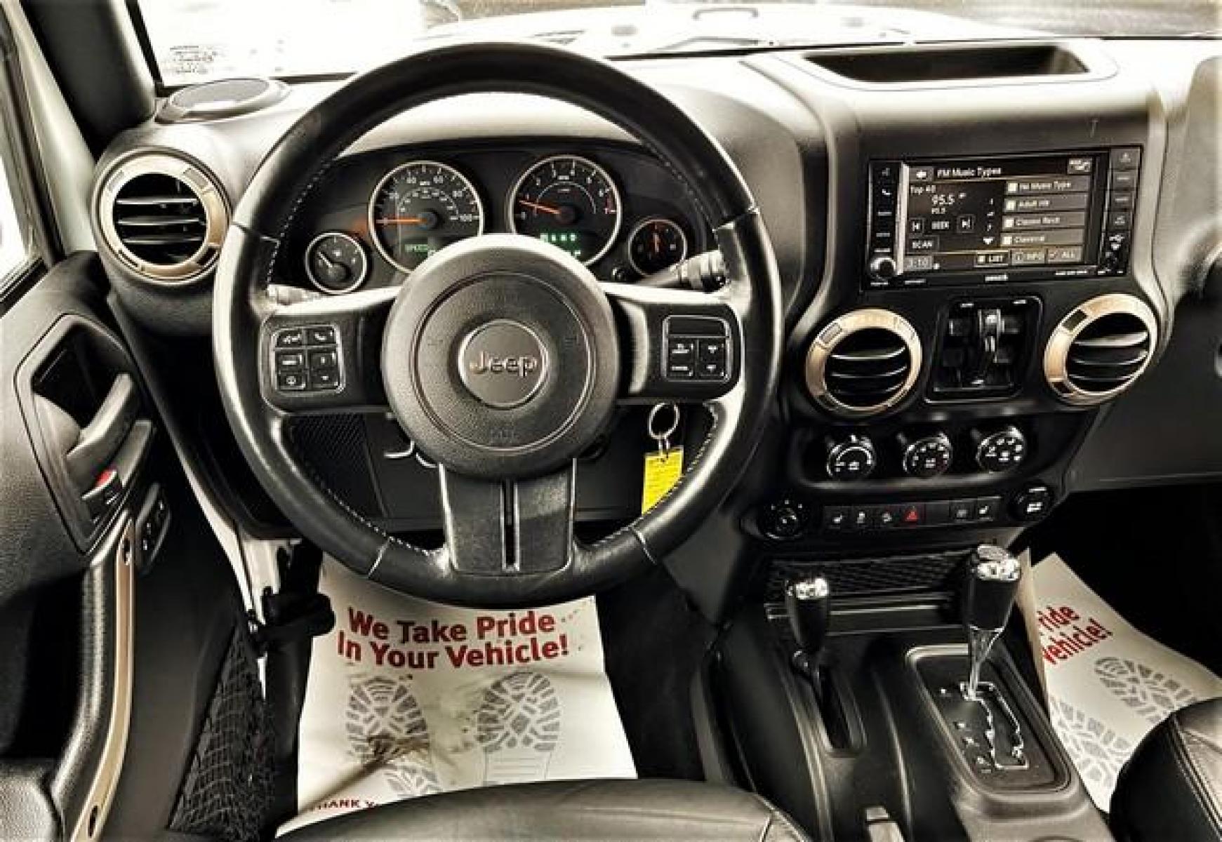 2017 WHITE JEEP WRANGLER (1C4BJWEGXHL) with an V6,3.6L(220 CID),DOHC engine, AUTOMATIC transmission, located at 14600 Frazho Road, Warren, MI, 48089, (586) 776-3400, 42.485996, -82.974220 - Photo #12
