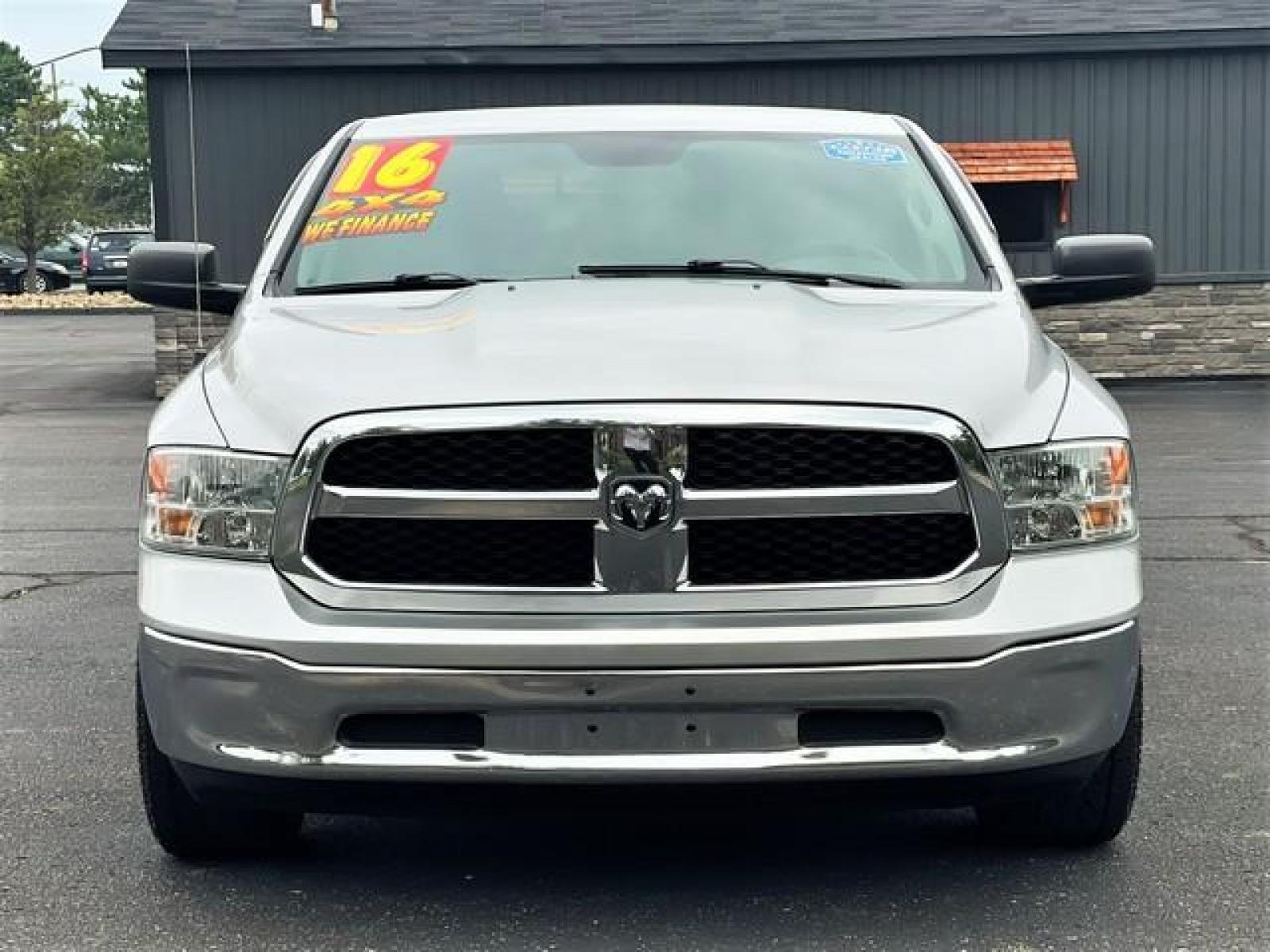 2016 SILVER RAM 1500 (1C6RR7GT0GS) with an V8,5.7L(345 CID),OHV engine, AUTOMATIC transmission, located at 14600 Frazho Road, Warren, MI, 48089, (586) 776-3400, 42.485996, -82.974220 - Photo #2
