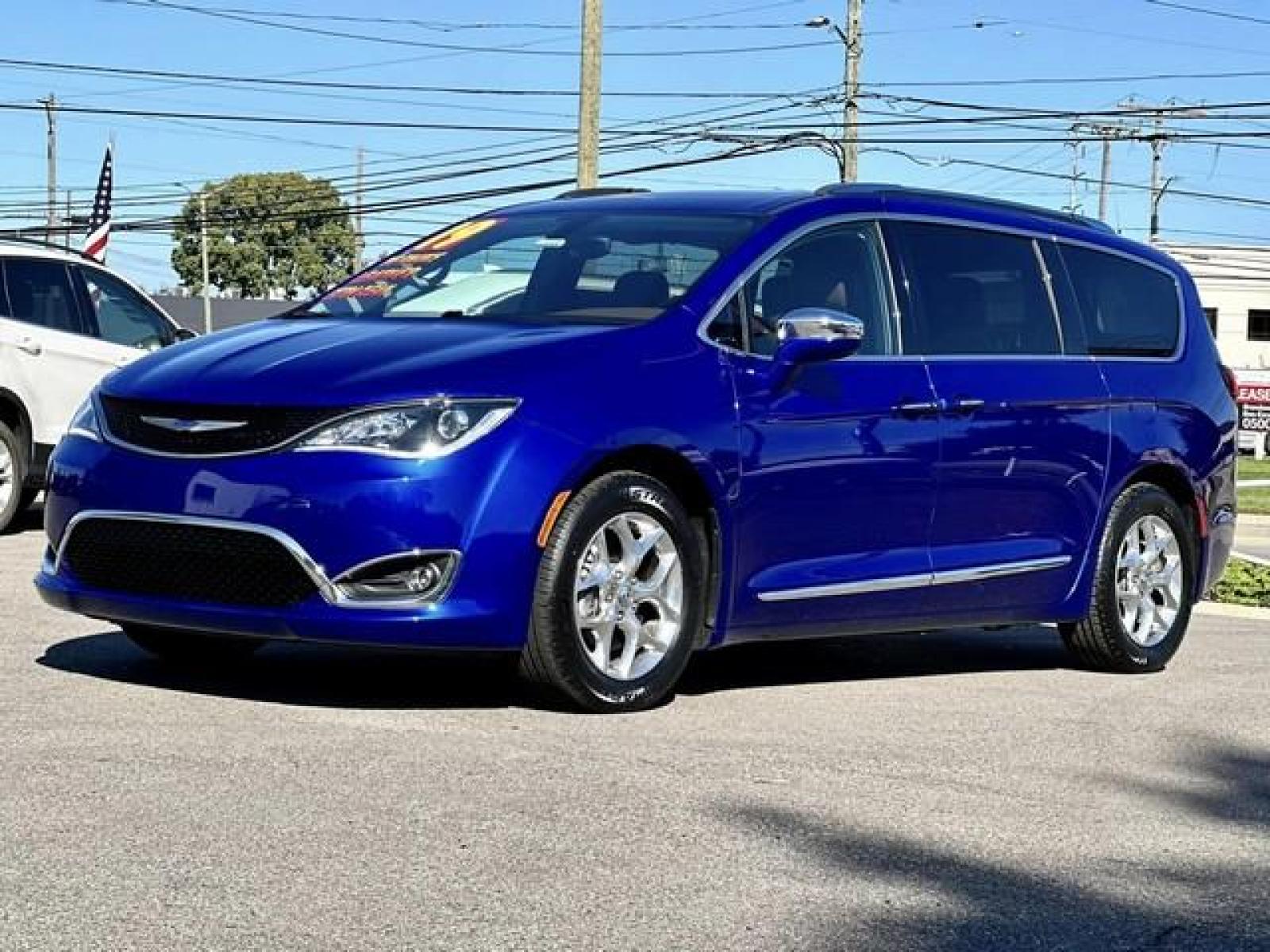 2019 OCEAN BLUE METTALLIC CHRYSLER PACIFICA (2C4RC1GG5KR) with an V6,3.6L(220 CID),DOHC engine, AUTOMATIC transmission, located at 14600 Frazho Road, Warren, MI, 48089, (586) 776-3400, 42.485996, -82.974220 - Photo #0