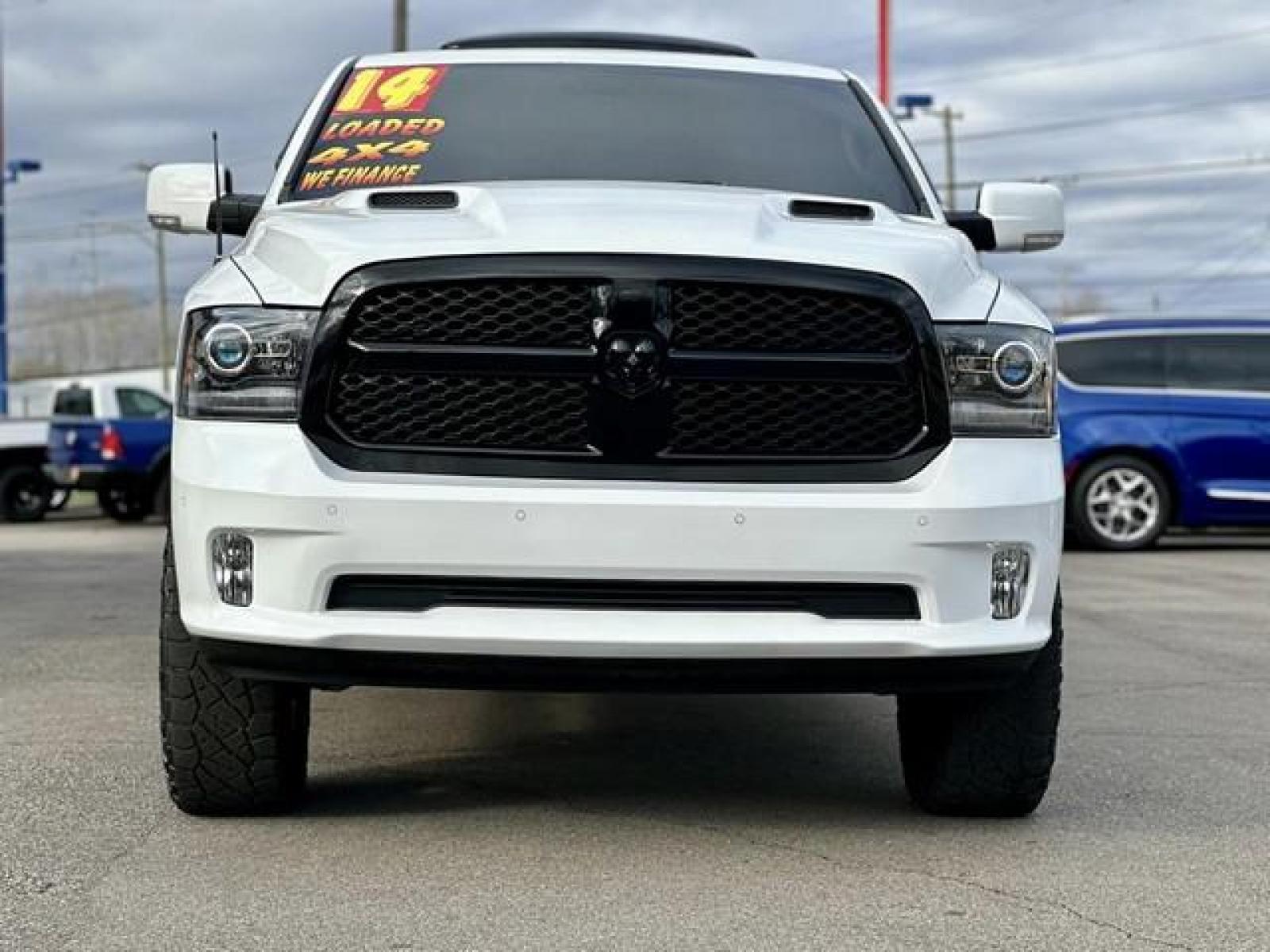 2014 WHITE RAM 1500 (1C6RR7HT5ES) with an V8,5.7L(345 CID),OHV engine, AUTOMATIC transmission, located at 14600 Frazho Road, Warren, MI, 48089, (586) 776-3400, 42.485996, -82.974220 - Photo #1