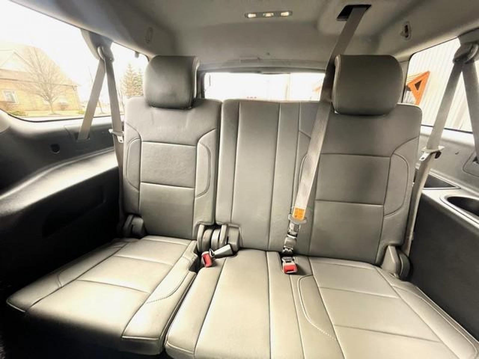 2016 SILVER CHEVROLET SUBURBAN (1GNSKHKC3GR) with an V8,5.3L(325 CID),OHV engine, AUTOMATIC transmission, located at 14600 Frazho Road, Warren, MI, 48089, (586) 776-3400, 42.485996, -82.974220 - Photo #8