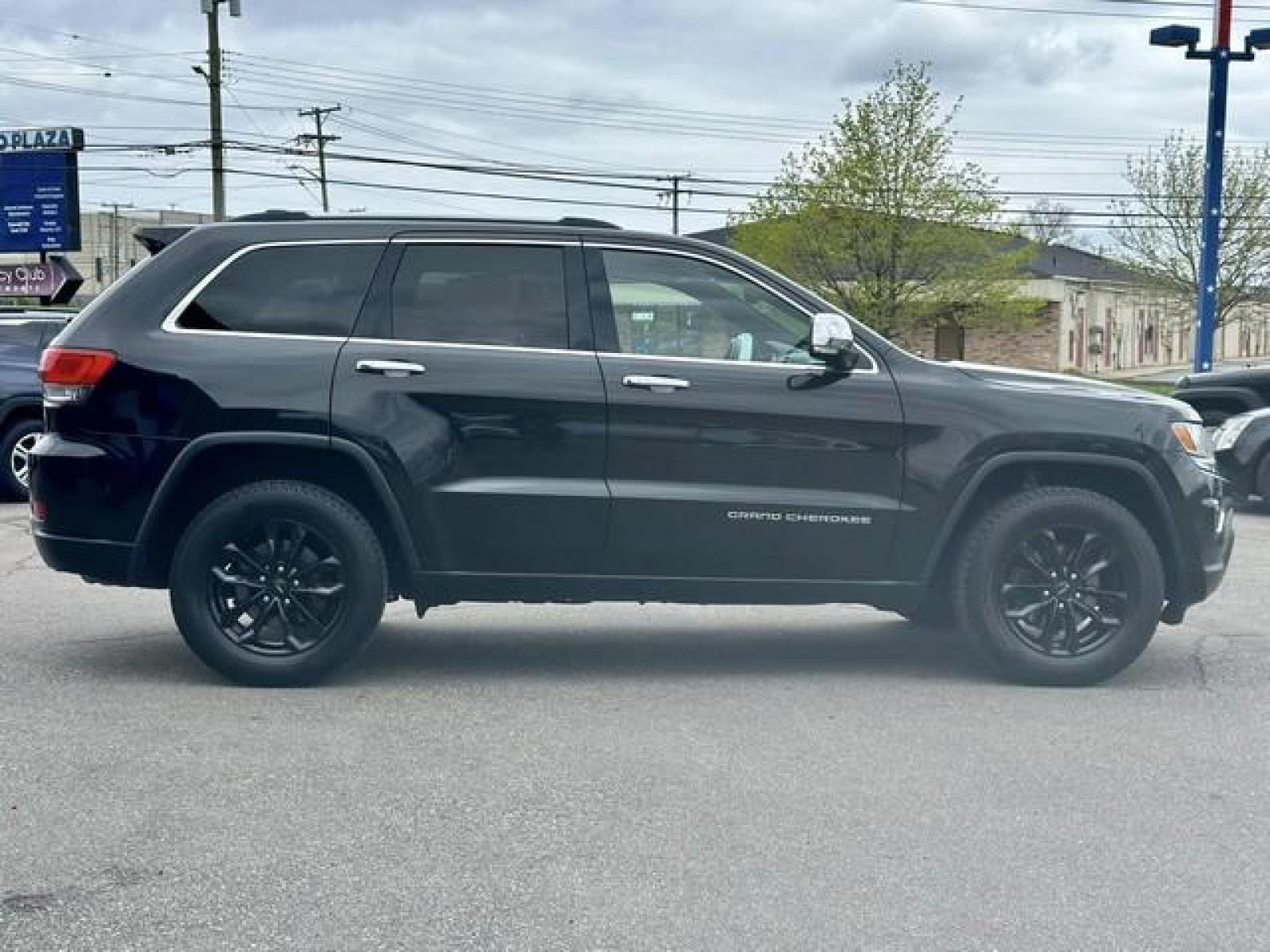 2016 BLACK JEEP GRAND CHEROKEE (1C4RJFBG2GC) with an V6,3.6L(220 CID),DOHC engine, located at 14600 Frazho Road, Warren, MI, 48089, (586) 776-3400, 42.485996, -82.974220 - Photo #3