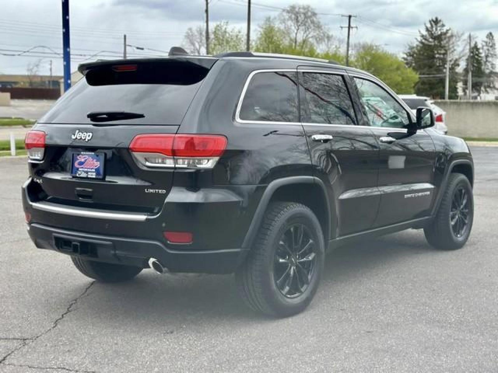 2016 BLACK JEEP GRAND CHEROKEE (1C4RJFBG2GC) with an V6,3.6L(220 CID),DOHC engine, located at 14600 Frazho Road, Warren, MI, 48089, (586) 776-3400, 42.485996, -82.974220 - Photo #4