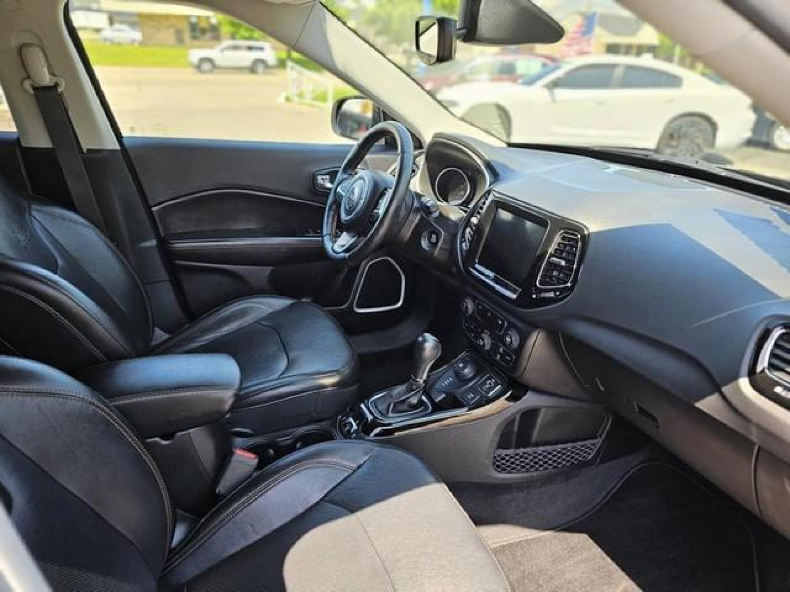 2019 BLACK JEEP COMPASS (3C4NJDCB9KT) with an L4,2.4L(144 CID), engine, AUTOMATIC transmission, located at 14600 Frazho Road, Warren, MI, 48089, (586) 776-3400, 42.485996, -82.974220 - Photo #11