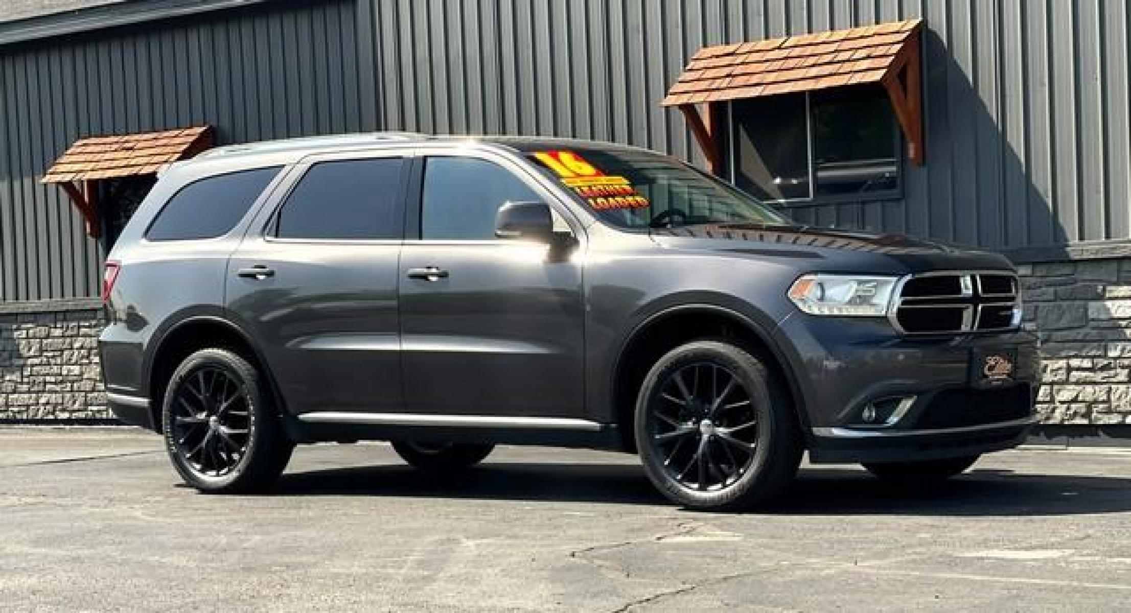 2016 GRAY DODGE DURANGO (1C4RDJDG7GC) with an V6,3.6L(220 CID),DOHC engine, AUTOMATIC transmission, located at 14600 Frazho Road, Warren, MI, 48089, (586) 776-3400, 42.485996, -82.974220 - Photo #3